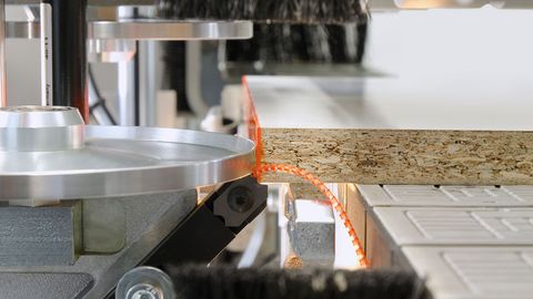 For perfect smoothing of radiuses and chamfers on plastic edging - HOLZ-HER edgebander Scraper unit, HOLZ-HER Streamer edgebander